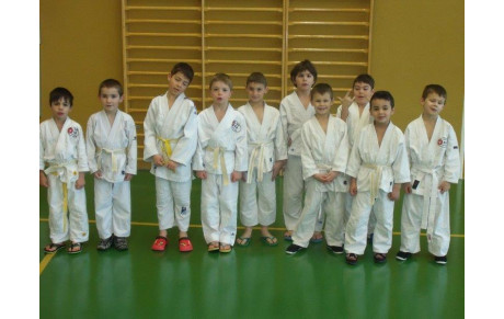 TOURNOI AMICAL DE MONTOIR DE BRETAGNE